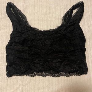 Victoria’s Secret Renew Lounge Bra. Size 4 in black.